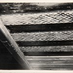 Покровская церковь, о. Кижи. Потолок во время реставрации (слева - закрашен).