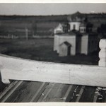 Успенская церковь, г. Кондопога. Северное крыльцо в процессе реставрации. Шелом с сорокой.