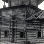 Церковь Петра и Павла, с. Чёлмужи. Нижняя часть церкви. Вид с северо-запада.