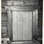 Преображенская церковь, о. Кижи. Переделанная дверь в северо-западной стене восьмерика. Вид из церкви после реставрации.