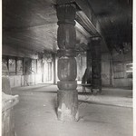 Успенский собор, г. Кемь. Реставрация интерьера трапезной. Трапезная до реставрации (со столбов обшивка уже снята).