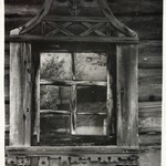л. 30. Дом Мемоева, с. Вешкелицы. Первая половина 1950-х гг.(?) Окно с наличником