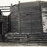 Церковь Петра и Павла, с. Лычный Остров. Состояние до реставрации. Основание колокольни. Вид с севера.