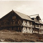 л. 14. Дом Ошевнева, о. Кижи. Первая половина 1950-х гг. Вид с северо-запада