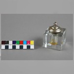 Чернильница из прибора чернильного (две чернильницы, основание)