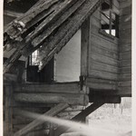 Церковь св. Варвары, с. Яндомозеро. Крыльцо. Северный марш.