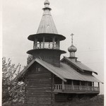 Часовня Петра и Павла в д. Волкостров. Вид с юго-запада после реставрации.