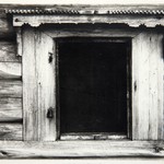 Часовня Петра и Павла, д. Волкостров. Южное окно.