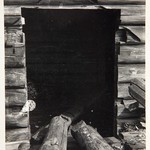 Церковь Петра и Павла, с. Лычный Остров. Оконные и дверные проёмы. Дверной проём из сеней на крытый переход в колокольню.