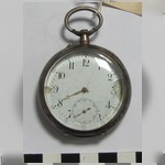 Часы механические бытовые карманные