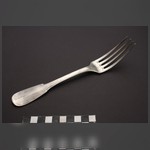 Вилка столовая четырёхзубая