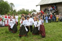 Выступление детских фольклорных колективов на презднике Кижи - мастерская детства Выступление детских фольклорных колективов на презднике Кижи - мастерская детства