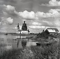 НВФ-14951 Фёдоров М.И. Фотонегатив Церковь во имя Святителя Николая Чудотворца в с.Сенная Губа. 1978 г.