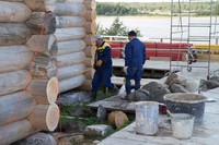 Устройство каменной кладки под стенами сруба Устройство каменной кладки под стенами сруба
