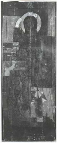 Рис. 7. Алтарная дверь «Архидиакон Евпл» в процессе удаления записей. Рис. 7. Алтарная дверь «Архидиакон Евпл» в процессе удаления записей.