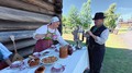 Во время праздника «Где есть чай, там и под елью рай»